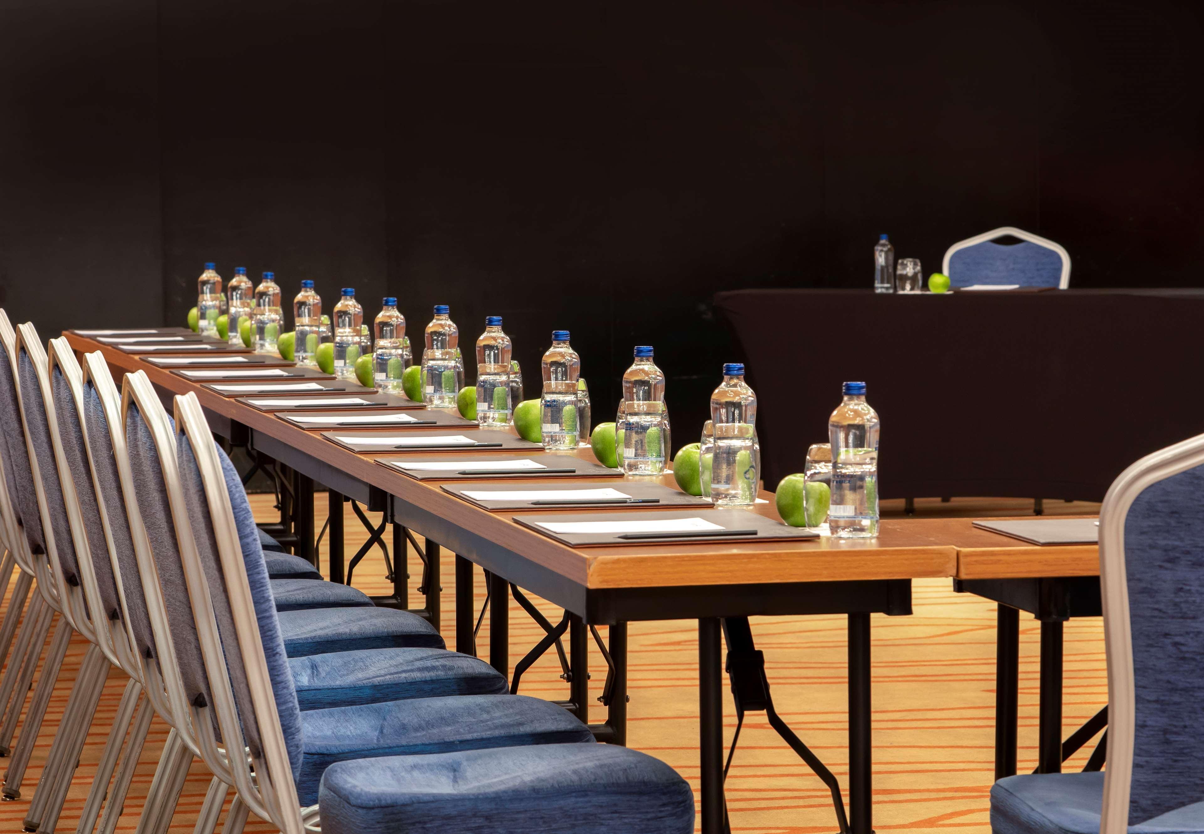 Radisson Blu Hotel Istanbul Asia Exteriér fotografie Meeting room