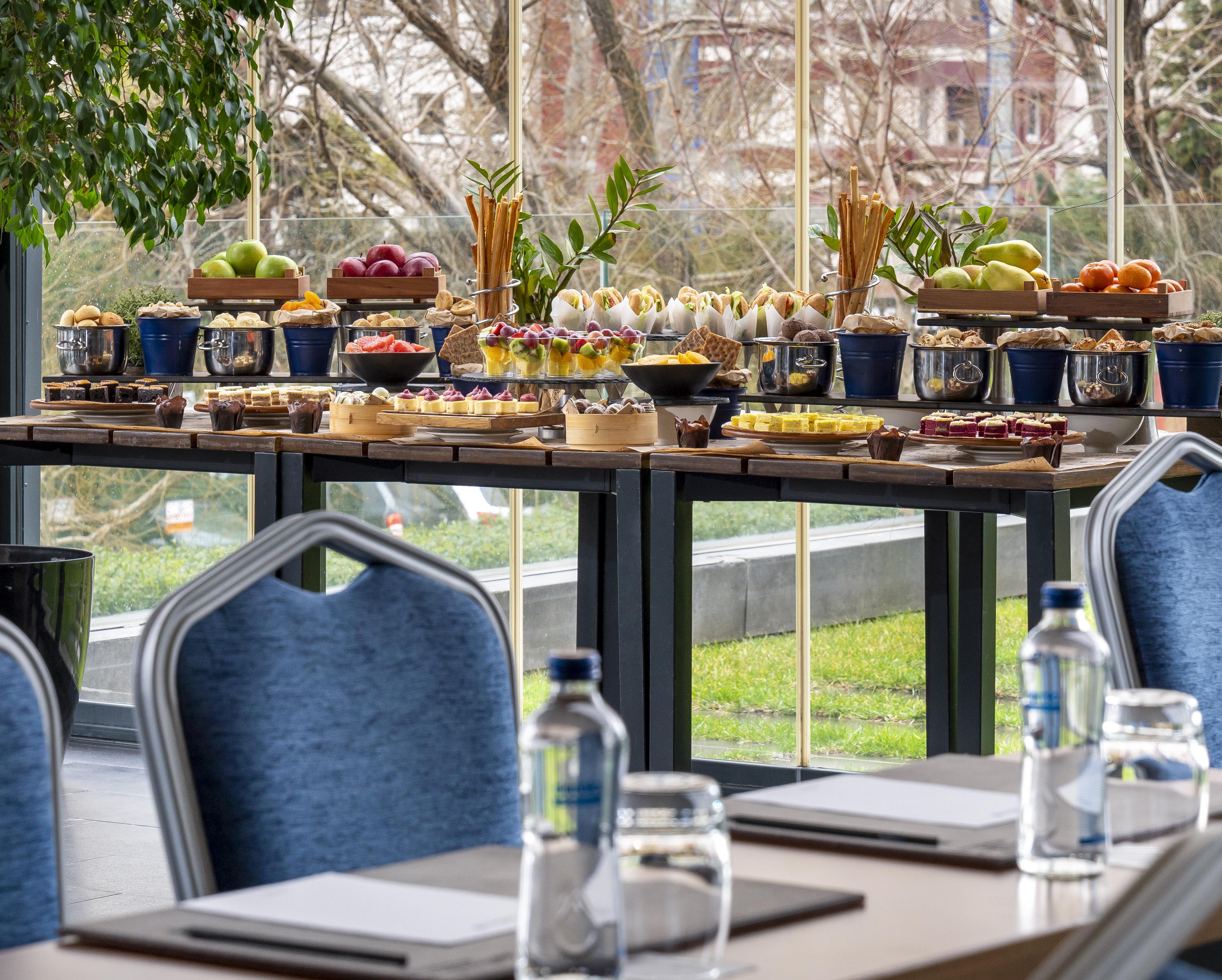 Radisson Blu Hotel Istanbul Asia Exteriér fotografie The Garden Grill